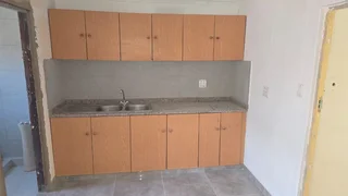 2 bedroom newly renovated outbuilding on groovend drive