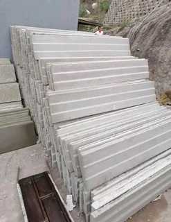 Precast panels fencing