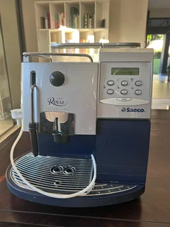 Saeco Royal Coffee Machine - Bean to cup