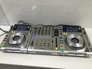 Cdj and mix