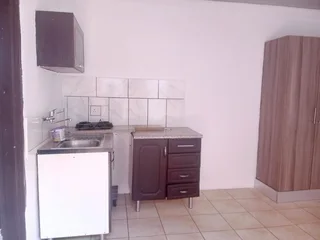 Room to rent at CE7 vanderbiltpark