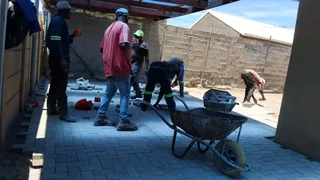 Paving installation
