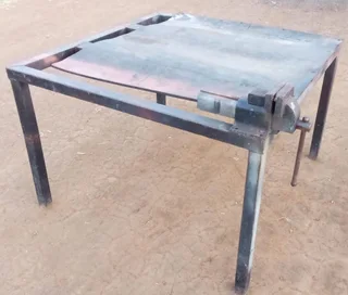 Vice and heavy duty table