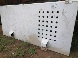 heavy duty safe door