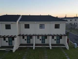 2 Bedroom In Bardale Village