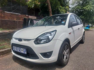 2011 Ford Figo Hatchback