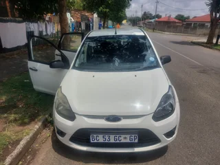 2011 Ford Figo Hatchback