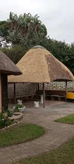 Thatch roofs installation