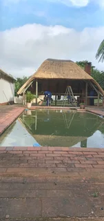 Thatch roofs installation