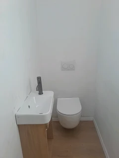 Looking for plumbing job