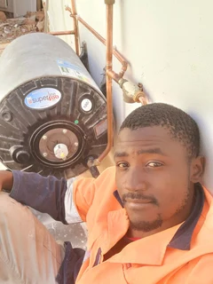 Looking for plumbing job