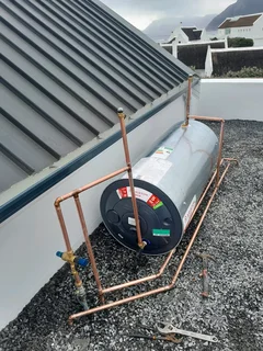 Looking for plumbing job