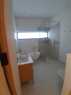 Looking for plumbing job