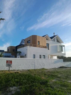 Looking for Domestic worker