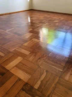 VARIETY OF QUALITY HANDWORKS ESPECIALLY FOR OREGON PINE PARQUET PLANKS RESTORATION SAND AND SEALING