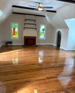 VARIETY OF QUALITY HANDWORKS ESPECIALLY FOR OREGON PINE PARQUET PLANKS RESTORATION SAND AND SEALING