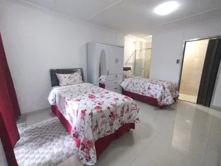 Student or Young Professional accommodation from R7 800pm Per Person.