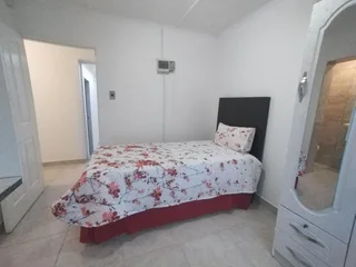 STUDENT OR YOUNG PROFESSIONAL ACCOMMODATION FROM R7 800pm PER PERSON.