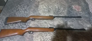 Pellet rifles for sale in good conditioun im immigrating