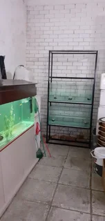 Aquarium tank stands