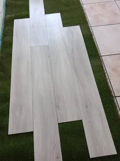 Vinyl flooring for sell