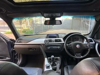 Bmw f30 320d manual
