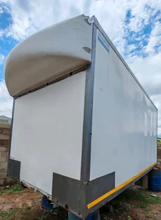 4/ 5 TON BOX  LOADBIN FOR SALE