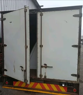 8 TON PANTECH LOADBIN FOR SALE