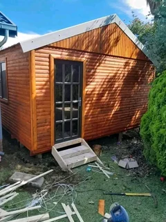 Wendy houses and log homes for sale