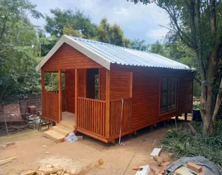 Wendy houses and log homes for sale