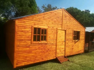 Wendy houses and log homes for sale