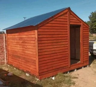 Wendy houses and log homes for sale