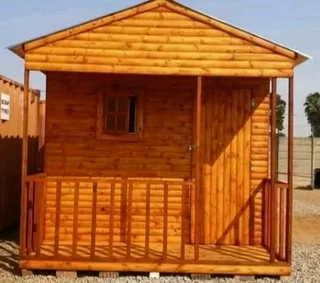 Wendy houses and log homes for sale