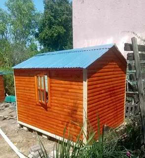 Wendy houses and log homes for sale