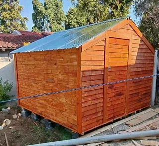 Wendy houses and log homes for sale