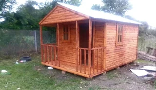 Wendy houses and log homes for sale