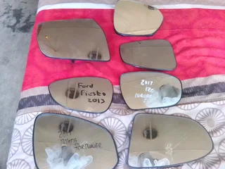 Glass For Side Mirrors Of Cars