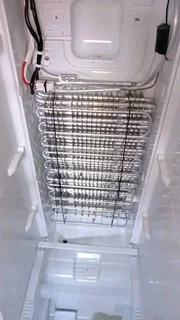 Fridge repairs and regasing R450