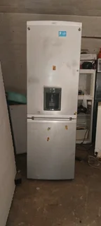 Fridge repairs and regasing R450