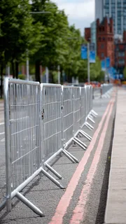 Crowd control barriers  speed fence