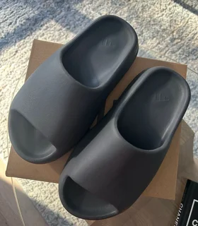Yeezy Slides