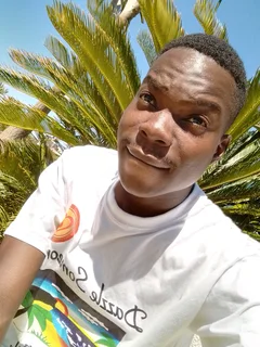 Looking for job as a gardener