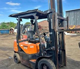 Forklifts to sell