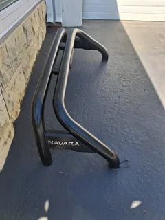 Navara roll bar
