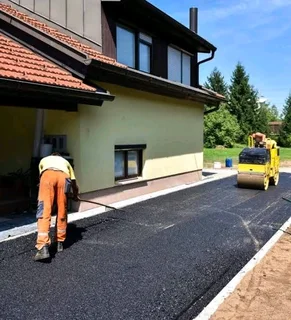 Tar driveways &amp; Roads