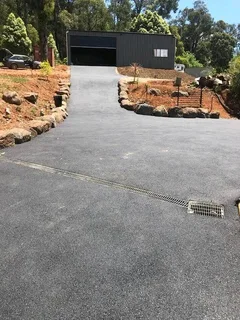 Tar driveways &amp; Roads