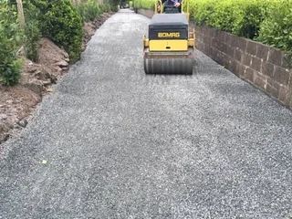 Tar driveways &amp; Roads