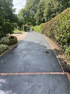 Tar driveways &amp; Roads