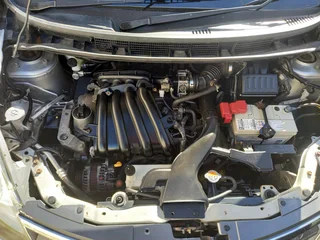 NISSAN LIVINA 1.6 X GEAR LOW KMS