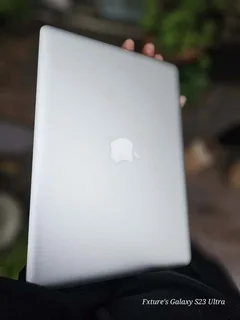 Very clean MacBook Pro 13 for sale